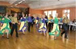 Choregraphie de danseurs en robe verte de l'association "Danse et Talons Aiguilles" à Troyes - Sainte Savine